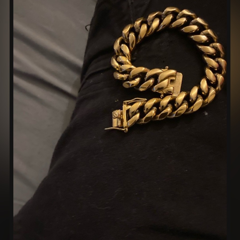 Golden Goose Gold Chain Bracelet - Picture 1 of 3